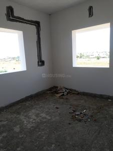 Gallery Cover Image of 1050 Sq.ft 2 BHK Apartment for buy in Kolathur for 4515000
