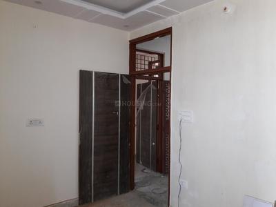 Gallery Cover Image of 450 Sq.ft 1 BHK Apartment for buy in Dwarka Mor for 1800000