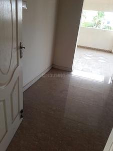 Gallery Cover Image of 1300 Sq.ft 3 BHK Apartment for buy in Ambattur for 6000000