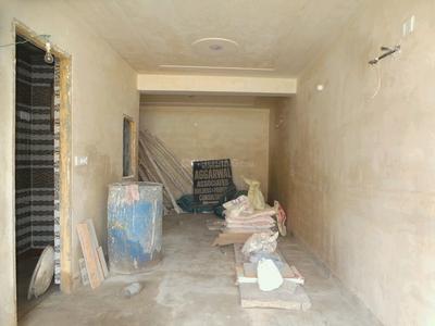 Gallery Cover Image of 450 Sq.ft 1 RK Independent Floor for buy in Sector 24 Rohini for 4000000