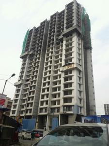 Gallery Cover Image of 830 Sq.ft 1 BHK Apartment for buy in Malad West for 10200000