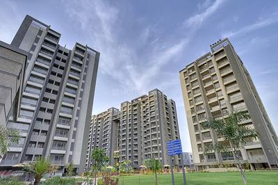 4 BHK Apartment