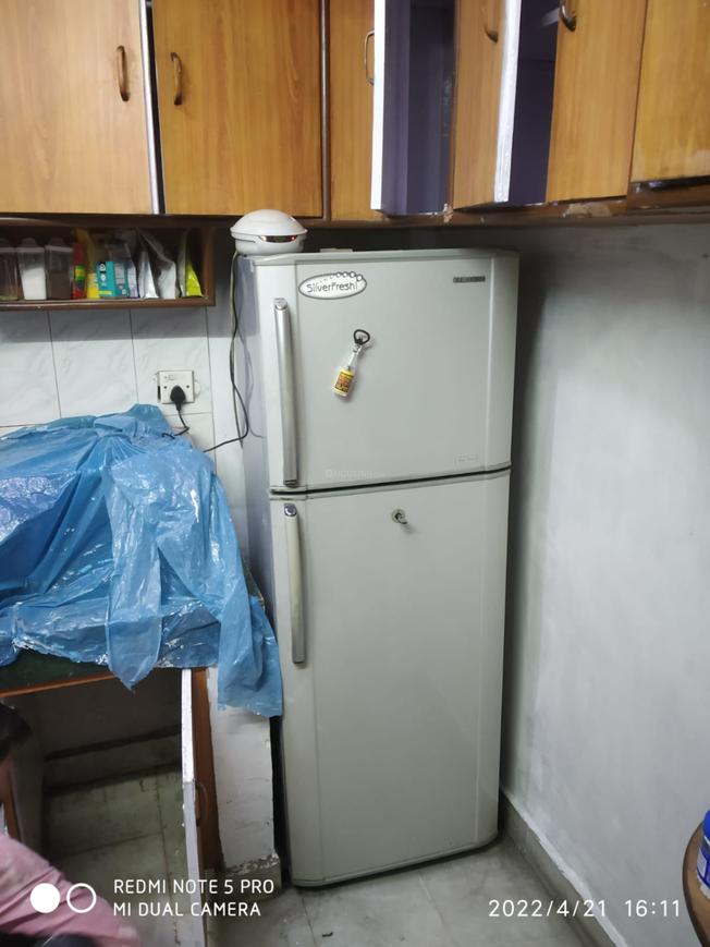 second hand fridge in indirapuram