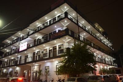 Building Image of Nxtden Rooms in Palam Vihar Extension