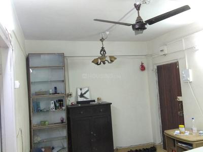 Gallery Cover Image of 625 Sq.ft 1 BHK Apartment for rent in Andheri East for 30000
