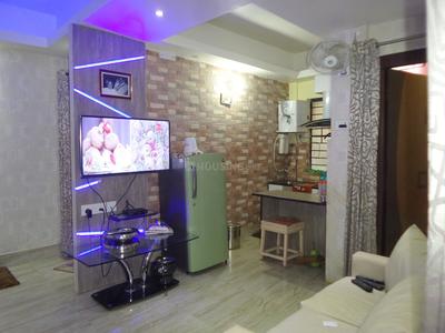 Gallery Cover Image of 700 Sq.ft 2 BHK Apartment for buy in Tollygunge for 4000000