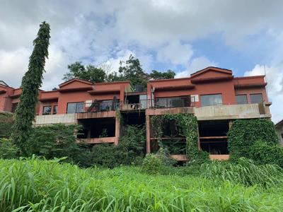 Gallery Cover Image of 10000 Sq.ft 3 BHK Villa for buy in Goregaon East for 60000000