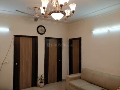 Gallery Cover Image of 1350 Sq.ft 3 BHK Apartment for rent in Gagan Vihar for 15000