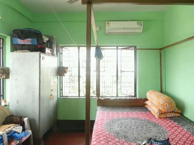 Gallery Cover Image of 530 Sq.ft 1 RK Apartment for buy in Paschim Putiary for 3200000