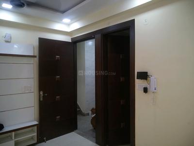 Gallery Cover Image of 850 Sq.ft 3 BHK Apartment for buy in Sector 16 Dwarka for 3800000