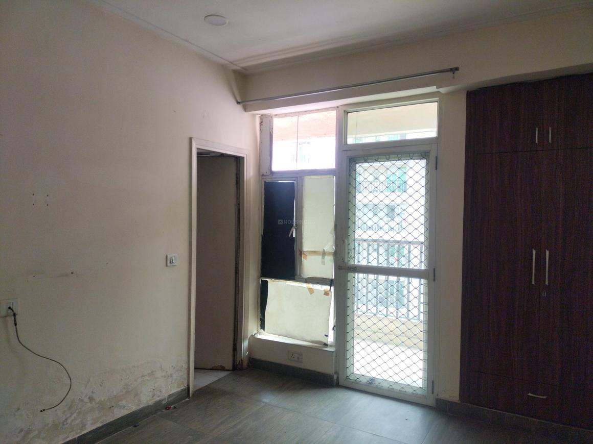 Gaur City 2 12th Avenue - Image 6