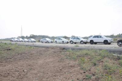 Gallery Cover Image of Sq.ft Residential Plot for buy in Saravanampatty for 1239000