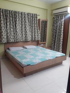 Gallery Cover Image of 900 Sq.ft 1 BHK Apartment for rent in Motera for 15000