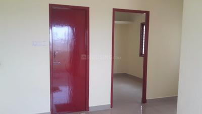 Gallery Cover Image of 600 Sq.ft 1 BHK Independent House for buy in Velachery for 3000000