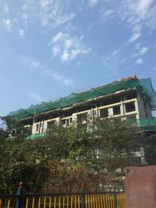 Gallery Cover Image of 950 Sq.ft 2 BHK Apartment for buy in Andheri West for 18000000