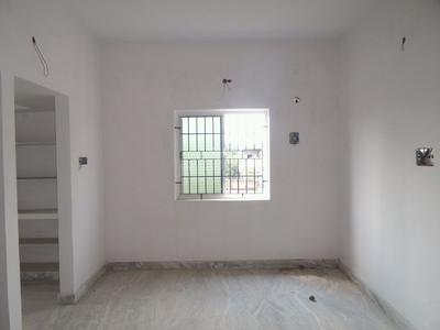 Gallery Cover Image of 829 Sq.ft 2 BHK Apartment for buy in Ambattur for 4759500