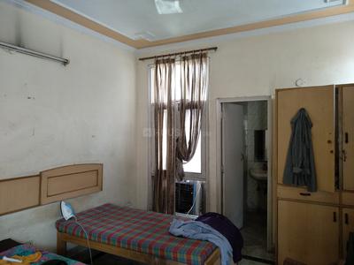 Bedroom Image of Queen Inn PG in Sector 14