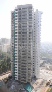 Gallery Cover Image of 646 Sq.ft 2 BHK Apartment for buy in Kandivali West for 15900000