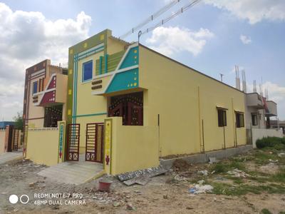 Gallery Cover Image of 1200 Sq.ft 2 BHK Independent Floor for buy in Veppampattu for 3500000