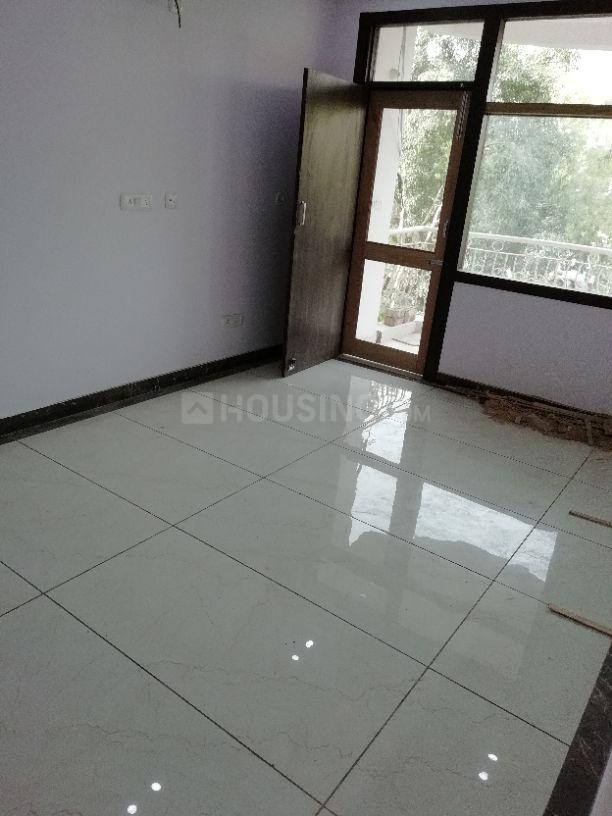 1500 Sqft 3 Bhk Apartment For Sale In National Apartment Sector