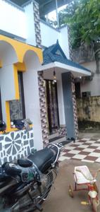 Gallery Cover Image of 800 Sq.ft 2 BHK Independent House for buy in Attukal for 3600000