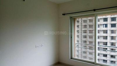 Gallery Cover Image of 869 Sq.ft 2 BHK Apartment for buy in Malad West for 14700000