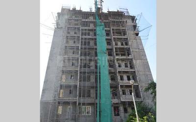 Gallery Cover Image of 743 Sq.ft 1 BHK Apartment for buy in Mulund West for 11500000