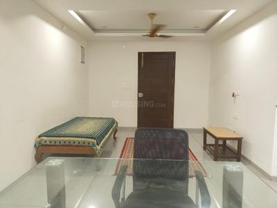 Gallery Cover Image of 1300 Sq.ft 2 BHK Apartment for rent in Banjara Hills, Banjara Hills for 30000