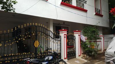 Gallery Cover Image of 5480 Sq.ft 8 BHK Independent House for buy in Choolaimedu for 26000000