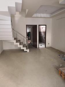 Gallery Cover Image of 1200 Sq.ft 3 BHK Independent House for buy in Shreeji Heights, Noida Extension for 4000000