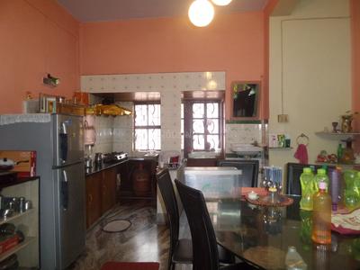 5+ BHK Independent House