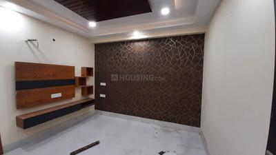 Gallery Cover Image of 1000 Sq.ft 3 BHK Independent Floor for buy in Sector 7 for 6200000