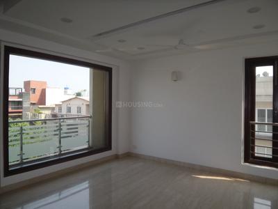 Gallery Cover Image of 1800 Sq.ft 3 BHK Independent Floor for buy in Defence Colony for 51000000
