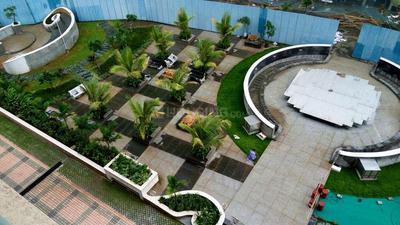 Gallery Cover Image of 600 Sq.ft 1 BHK Apartment for buy in Malad West for 10000000
