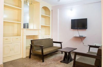 Gallery Cover Image of 1300 Sq.ft 3 BHK Apartment for rent in Krishnarajapura for 24800
