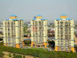 Gallery Cover Image of 2245 Sq.ft 4 BHK Apartment for rent in DLF Belvedere Tower, DLF Phase 3 for 45000