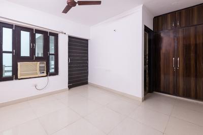 Gallery Cover Image of 1150 Sq.ft 2 BHK Independent Floor for rent in Sector 49 for 16000