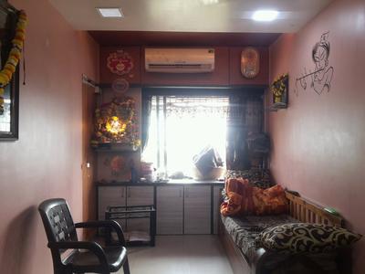 Gallery Cover Image of 450 Sq.ft 1 BHK Apartment for buy in Lower Parel for 6000000