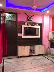 Gallery Cover Image of 600 Sq.ft 2 BHK Independent Floor for buy in Govindpuri for 3020000