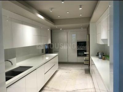 Gallery Cover Image of 3200 Sq.ft 4 BHK Apartment for buy in Santacruz West for 135000000