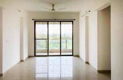 Gallery Cover Image of 1000 Sq.ft 3 BHK Apartment for rent in Kharghar for 47000