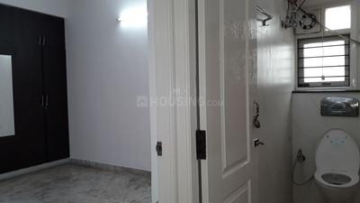 Gallery Cover Image of 943 Sq.ft 2 BHK Apartment for buy in Thiruvanmiyur for 10500000