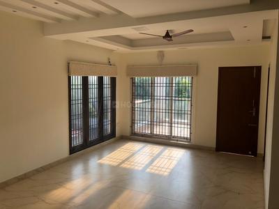 Gallery Cover Image of 3700 Sq.ft 3 BHK Independent House for buy in Neelankarai for 36000000