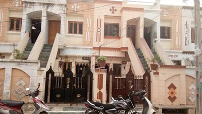 Gallery Cover Image of 780 Sq.ft 2 BHK Independent House for buy in Sadguru Nagar for 5000000