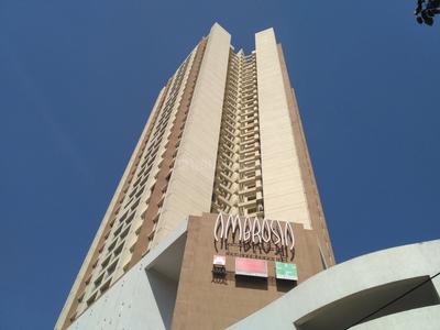 Gallery Cover Image of 1000 Sq.ft 3 BHK Apartment for buy in Borivali East for 21500000