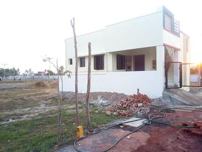 Gallery Cover Image of 700 Sq.ft 2 BHK Independent House for buy in Mudichur for 3150000