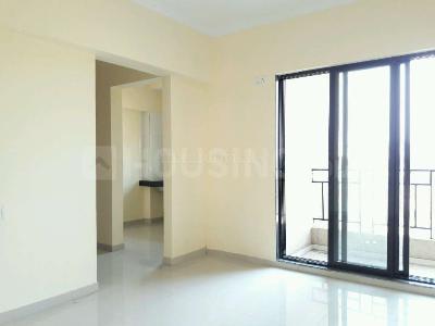 Gallery Cover Image of 1100 Sq.ft 2 BHK Apartment for rent in Triveni Majesta Bldg A, Kalyan West for 14000