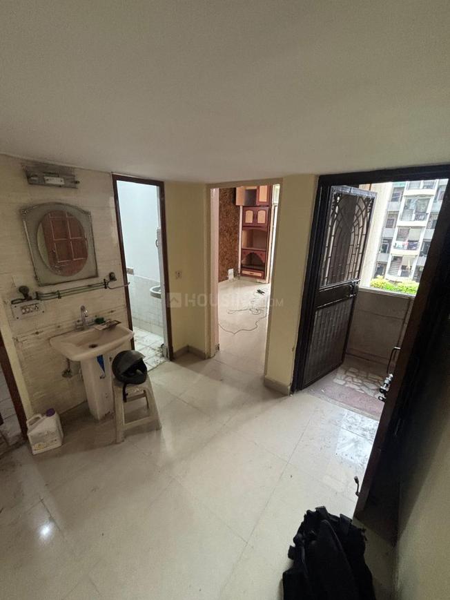 Madhu Vihar Bhk Flat In Ip Extension For Rent 12+ Unfurnished