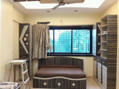 Gallery Cover Image of 600 Sq.ft 1 BHK Apartment for buy in Malad West for 10000000