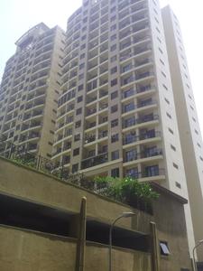 Gallery Cover Image of 1500 Sq.ft 3 BHK Apartment for buy in Malad East for 30000000